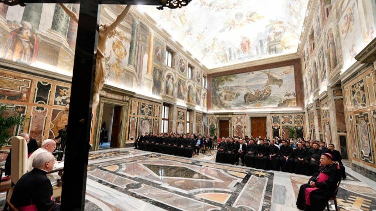 MAP Francis meets with pilgrims from the Archdiocese of Ozamis in the Philippines