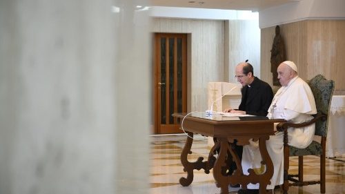 Il Papa: il clima minaccia la terra, vado alla Cop28 per chiedere di tutelarla