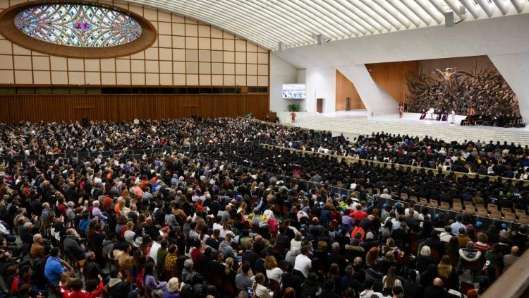 I fedeli che hanno partecipato all'udienza generale in Aula Paolo VI