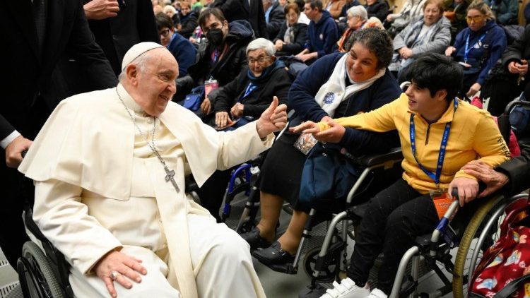 L'incontro del Papa con i volontari e gli ammalati dell'Unitalsi