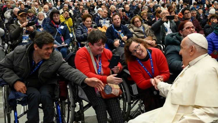 El encuentro del Papa con los enfermos y volutarios de la UNITALSI