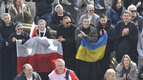 El Papa: Sigamos rezando por los que sufren las guerras, tantas vidas rotas