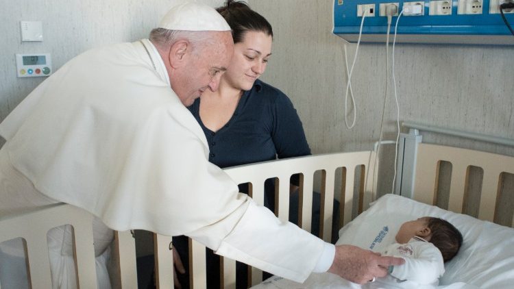 رسالة البابا فرنسيس بمناسبة اليوم العالمي التاسع والعشرين للمريض