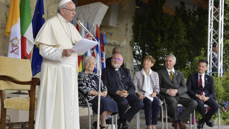 Le Pape François en visite pastorale à Loppiano en Toscane, le 10 mai 2018.