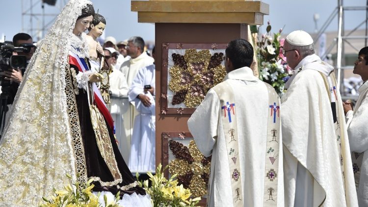 Pope Francis celebrating Mass at Iquique in Chile.