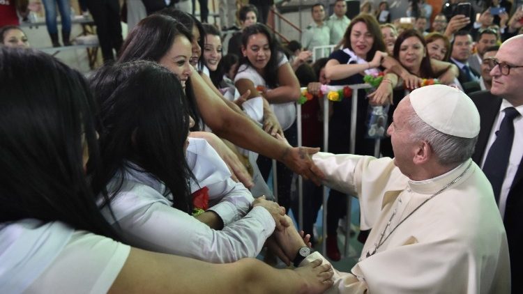 El Santo Padre visita el Centro Penitenciario femenino de Santiago