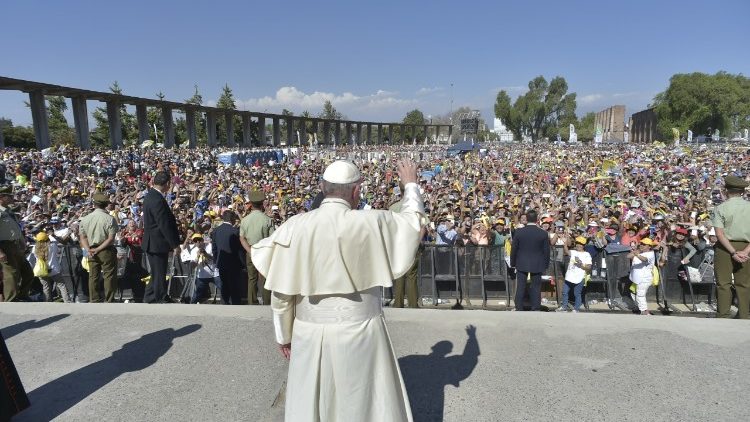 Susret Pape i mladih u svetištu Maipu u Čileu