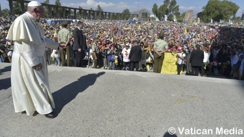 Papst beendet Chilebesuch – Ausblick auf Peru