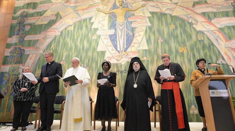 Папа Франциск під час візиту до Всесвітньої Ради Церков у Женеві 