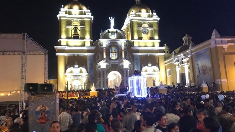 Procession de la «Virgen de la Puerta» à Trujillo, le 15 janvier 2018.