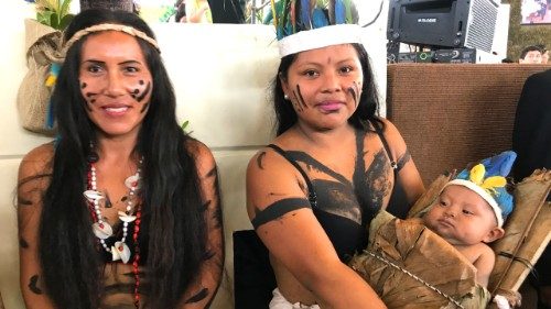 Rencontre du Pape François avec les peuples indigènes d'Amazonie