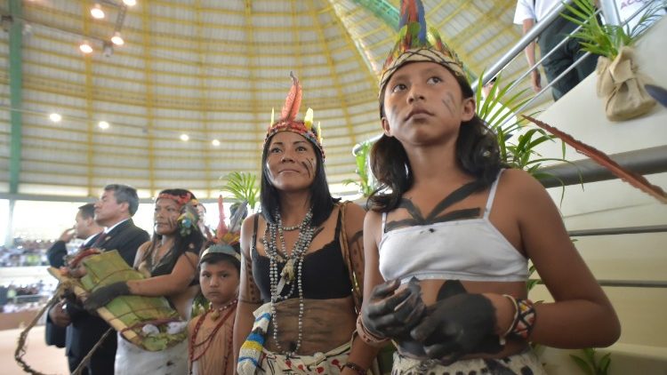 I Popoli dell'Amazzonia incontrano il Papa