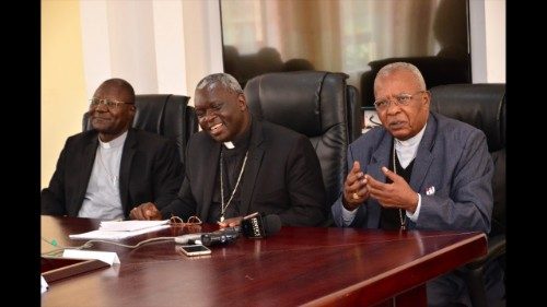 Bispos do Quênia denunciam corrupção galopante no país