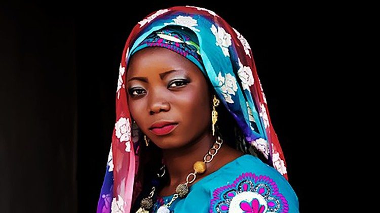african-woman-1580545_960_720 ok.jpg