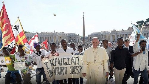 Le Pape solidaire d'un déjeuner Caritas pour les migrants à Rome