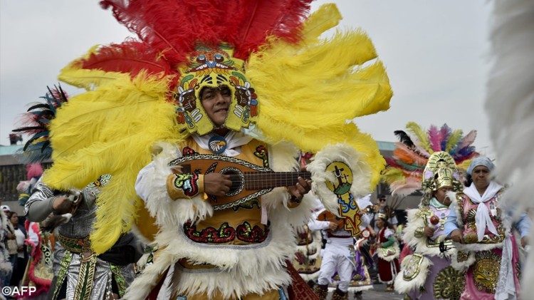 Angehörige einer indigenen Kultur in Lateinamerika