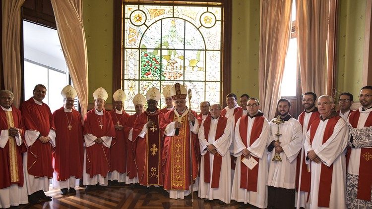 Các Giám mục và linh mục  Brasil