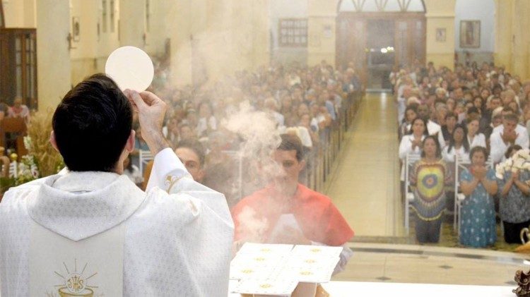 Một thánh lễ được cử hành tại Brasil