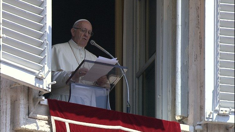 Le Pape lors de l'angélus le 22 juillet