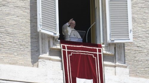 Papa Francesco: il 29 giugno concistoro per 14 nuovi cardinali