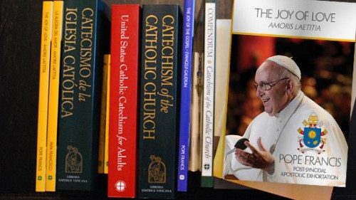 Fuertes en la tribulación: libro descargable con palabras del Papa