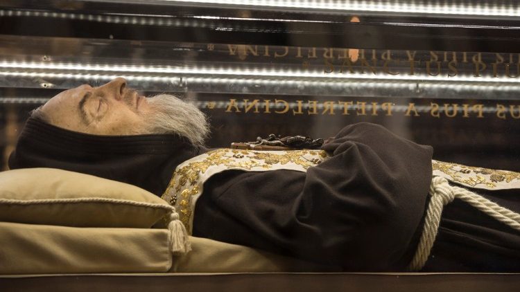 Szent Pio atya sírját sem látogathatják most a zarándokok  