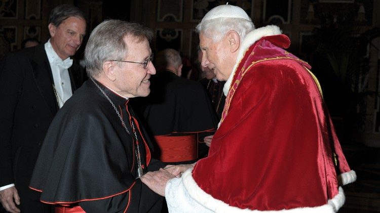 Deutsche Theologen unter sich: Kasper mit dem damaligen Papst Benedikt XVI. (2005-13)