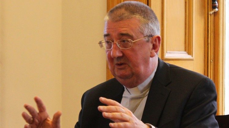 Abp Martin przed odejściem z Dublina: Kościół musi się zmienić