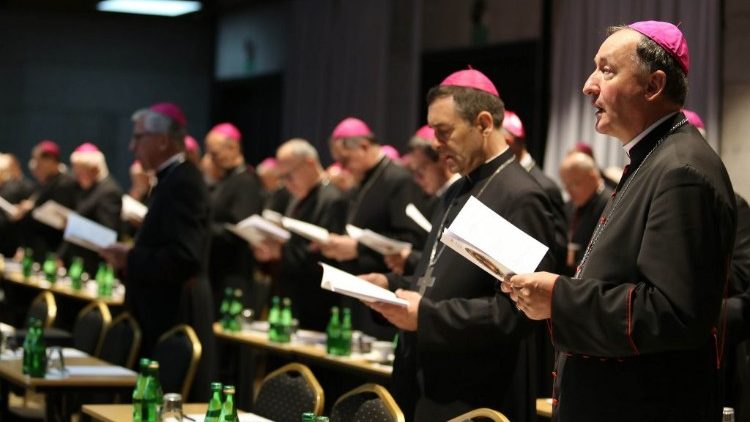 Polscy biskupi obradują na Jasnej Górze 