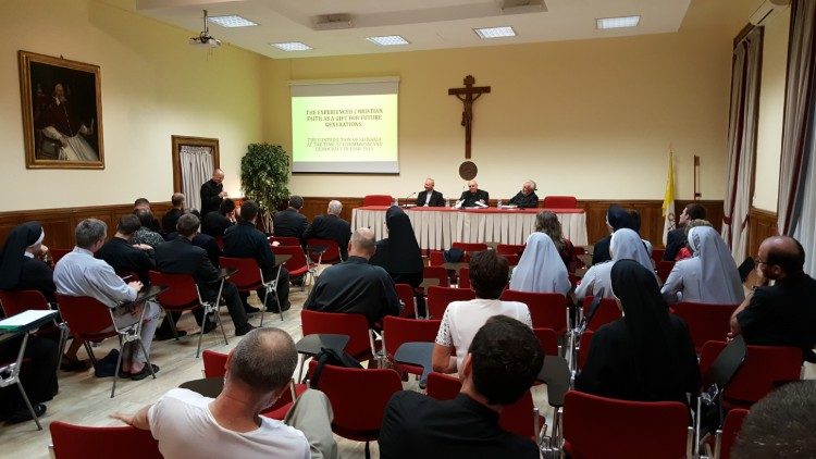 Une réunion à l'Université pontificale Grégorienne