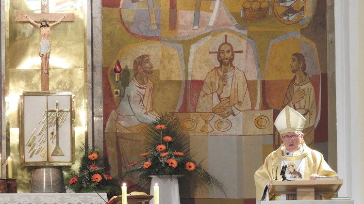 Memoria di san Antonio di Padova 300 anni fratri minori a Brezice mons Stanislav Zore 8aem.jpg