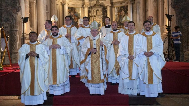 patriarca Lisboa Clemente sacerdotes
