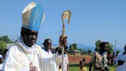 RDC Mgr Andavo eveque d'isiro nagaraAEM.jpg