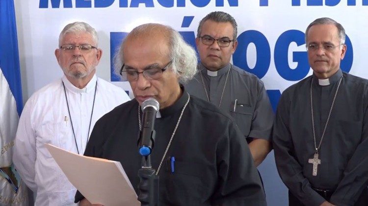 Obispos nicaragüenses