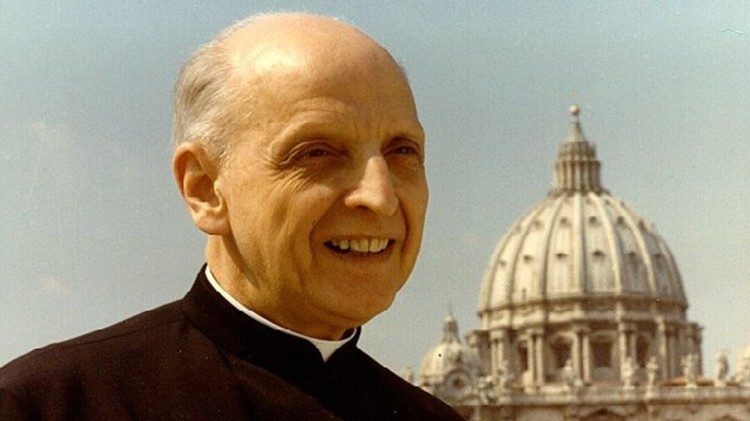 Pater Pedro Arrupe DJ je bil 28. vrhovni predstojnik Družbe Jezusove.