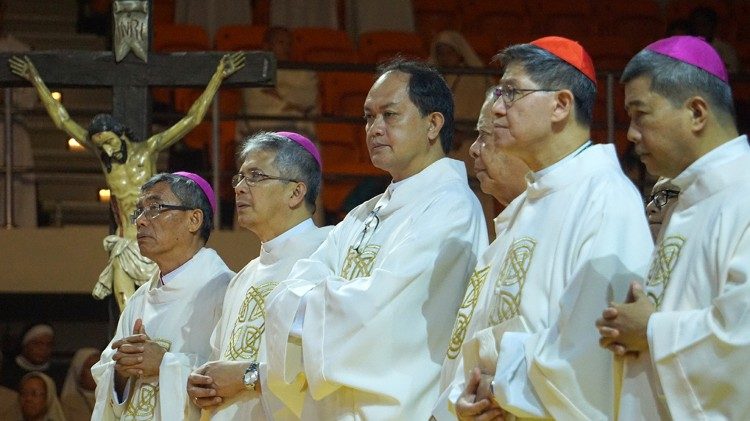 Bishops at a Mass at the end of the first day of the 5th Philippine Conference on New Evangelization in Manila, July 18, 2018. (Photo: Martina Summer Dagal)