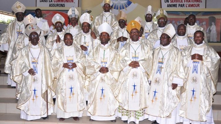 Biskupi Obale Bjelokosti