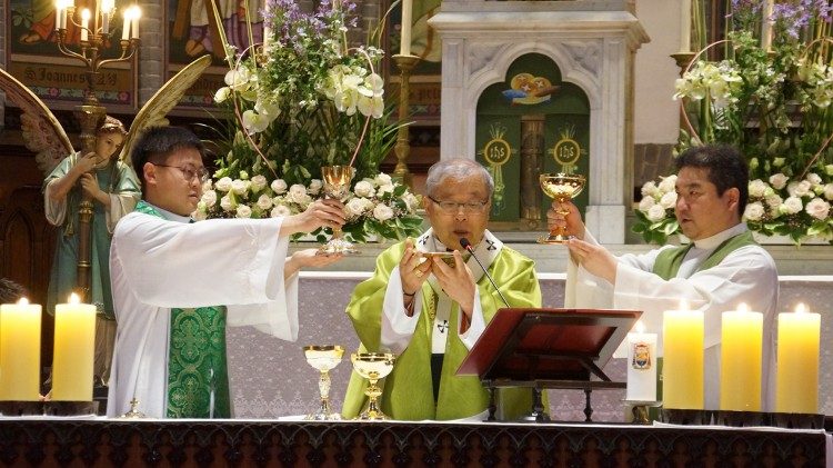 Korean Cardinal Andrew Yeom Soo-jung of Seoul celebrating the ‘Mass for Peace and Reconciliation’ in Myeongdong Cathedral on June 12, 2018. 
