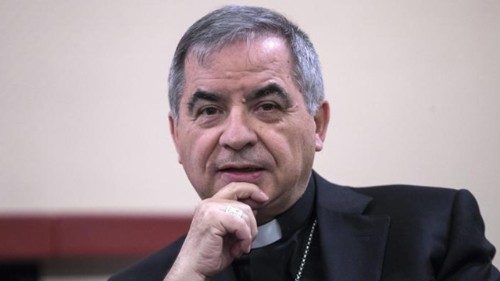 Becciu: Als Kardinal neue Wege der Evangelisierung erschließen