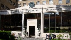 Pontifical_Lateran_University.jpg