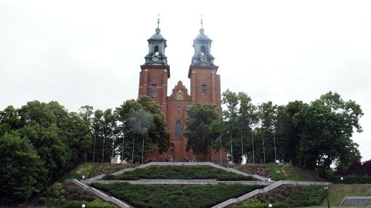 Katedra na Wzgórzu Lecha w Gnieźnie 