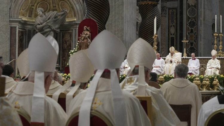 Papież Franciszek mianował dwóch nowych biskupów pomocniczych dla Archidiecezji Krakowskiej