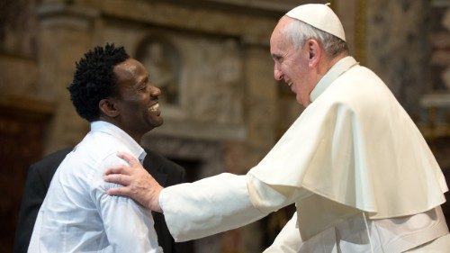 Il Papa: nazionalismi e individualismo sgretolano il “noi”, diversità è ricchezza