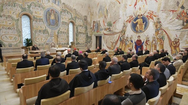 A Pápai Ház tagjai az adventi elmékeldésen  