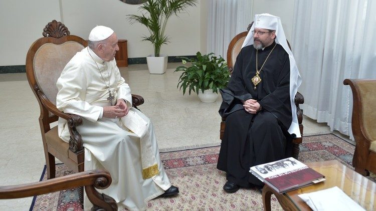 Папа Франциск з Блаженнішим Святославом під час аудієнції 3 липня 2018 року 