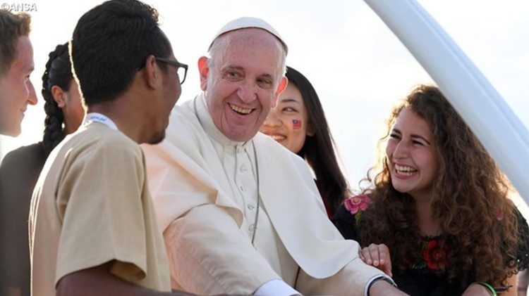 Папа Франциск с младежи на СМД в Краков