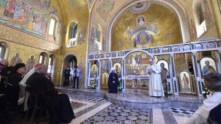 Pope Francis meets with the Ukrainian Greek-Catholic community at the Basilica Santa Sofia