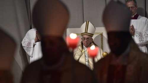 Papst: „Nicht immer nur aufs Handy schauen“