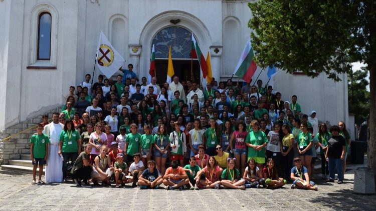 Участниците в V Национална среща на младите католици в България