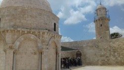 Gerusalemme, l'edicola dell'AscensioneAEM.jpg